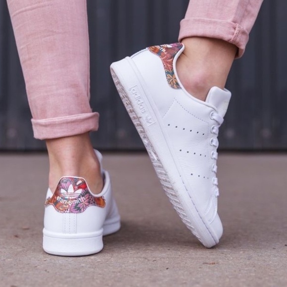 Adidas Stan Smith - Picture 1 of 3